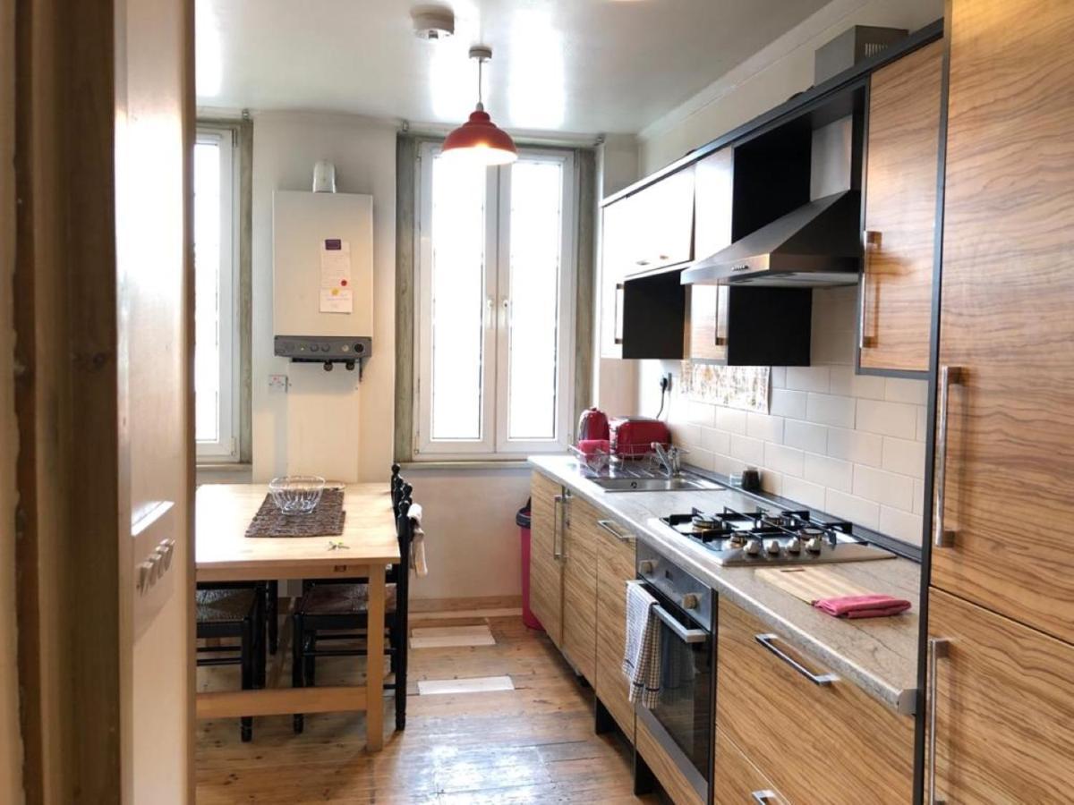 לונדון Splendid 1 Bedroom Flat + Terrace מראה חיצוני תמונה